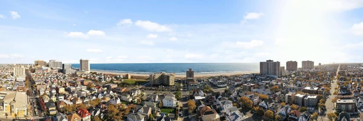 Modern 4Br 2Ba Apt Steps To The Beach Open Living Атлантик Сити Экстерьер фото