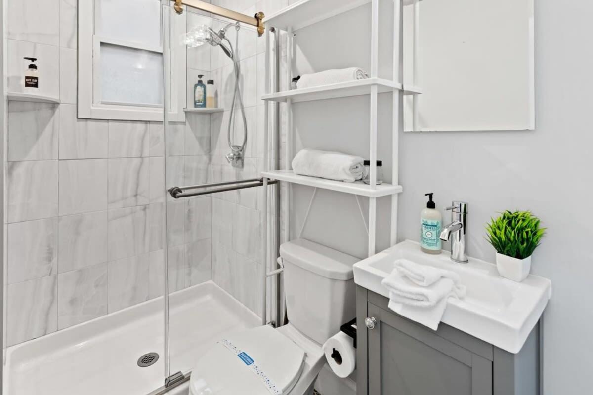 Modern 4Br 2Ba Apt Steps To The Beach Open Living Атлантик Сити Экстерьер фото